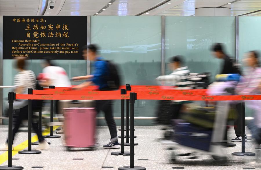 Aeropuerto Daxing de Beijing supera marca de 40 millones de viajes de pasajeros este a?o