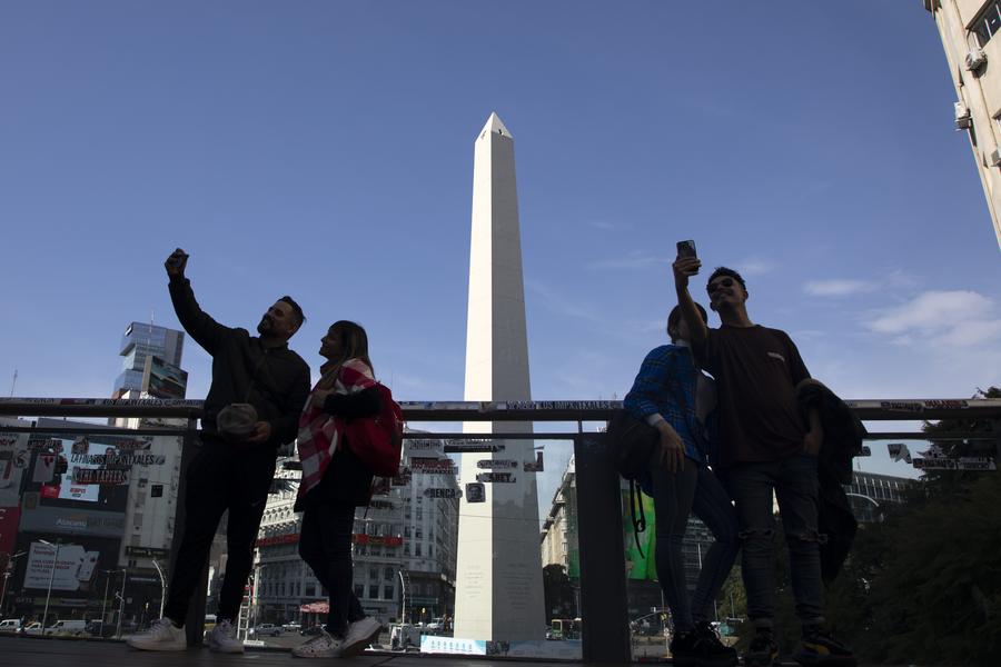 Gobierno argentino anuncia fin de cargos hereditarios en el Estado